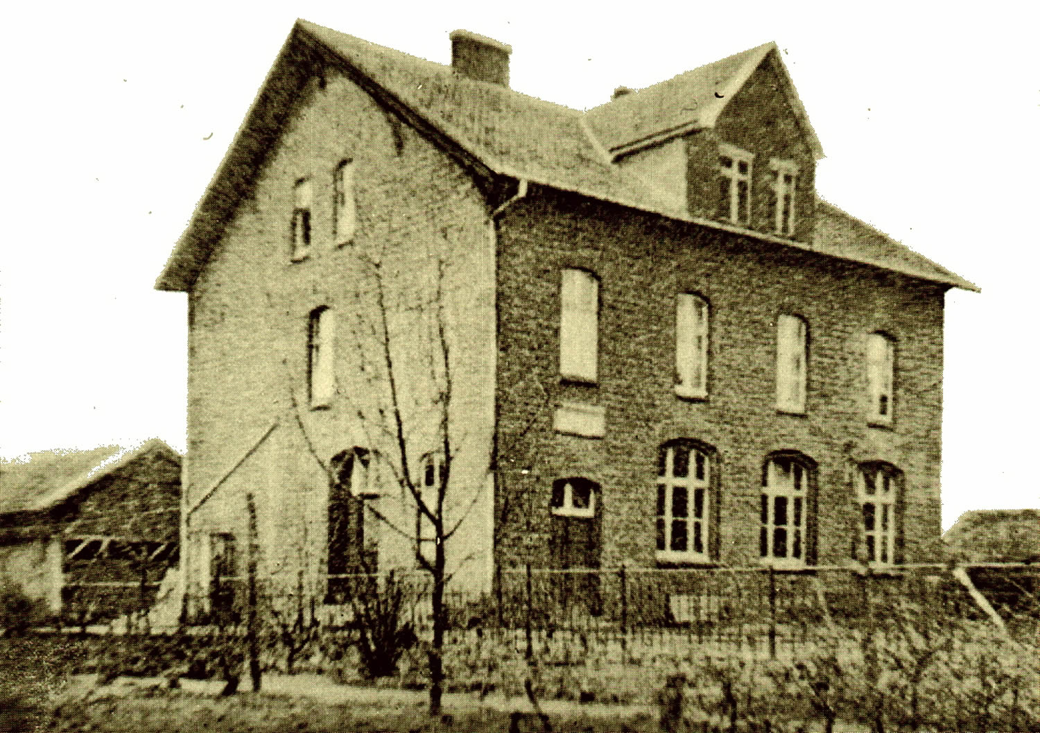 1897